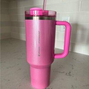 stanley x Starbucks exclusive 2023 PINK 40oz tumbler